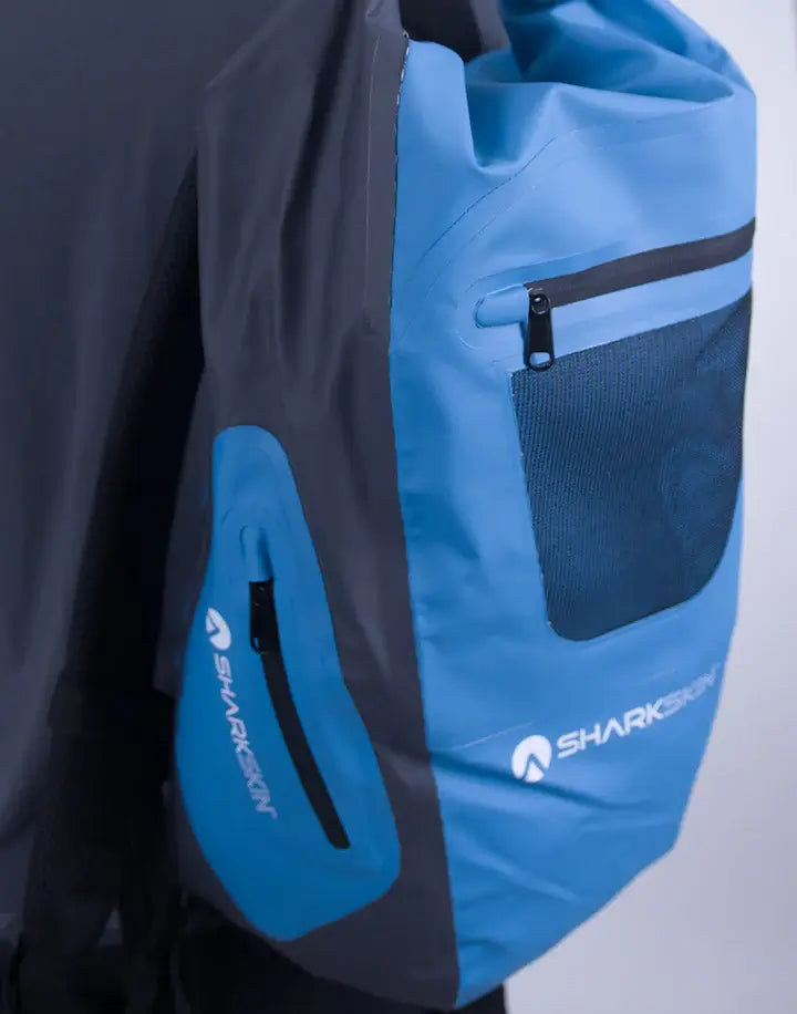 SHARKSKIN PERFORMANCE DRY BACKPACK 30L BAG product image 8