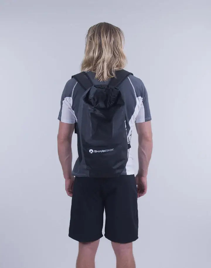 SHARKSKIN PERFORMANCE DRY BACKPACK 30L BAG product image 2