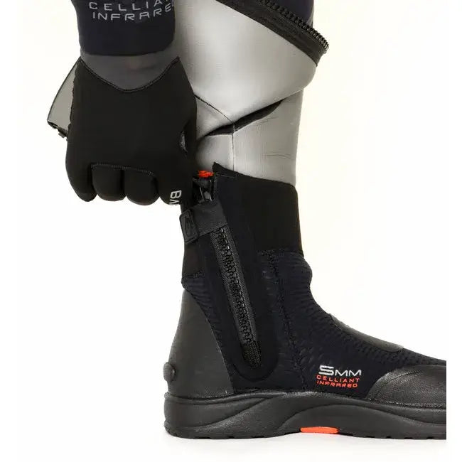 BARE ULTRAWARMTH BOOTS product image 2